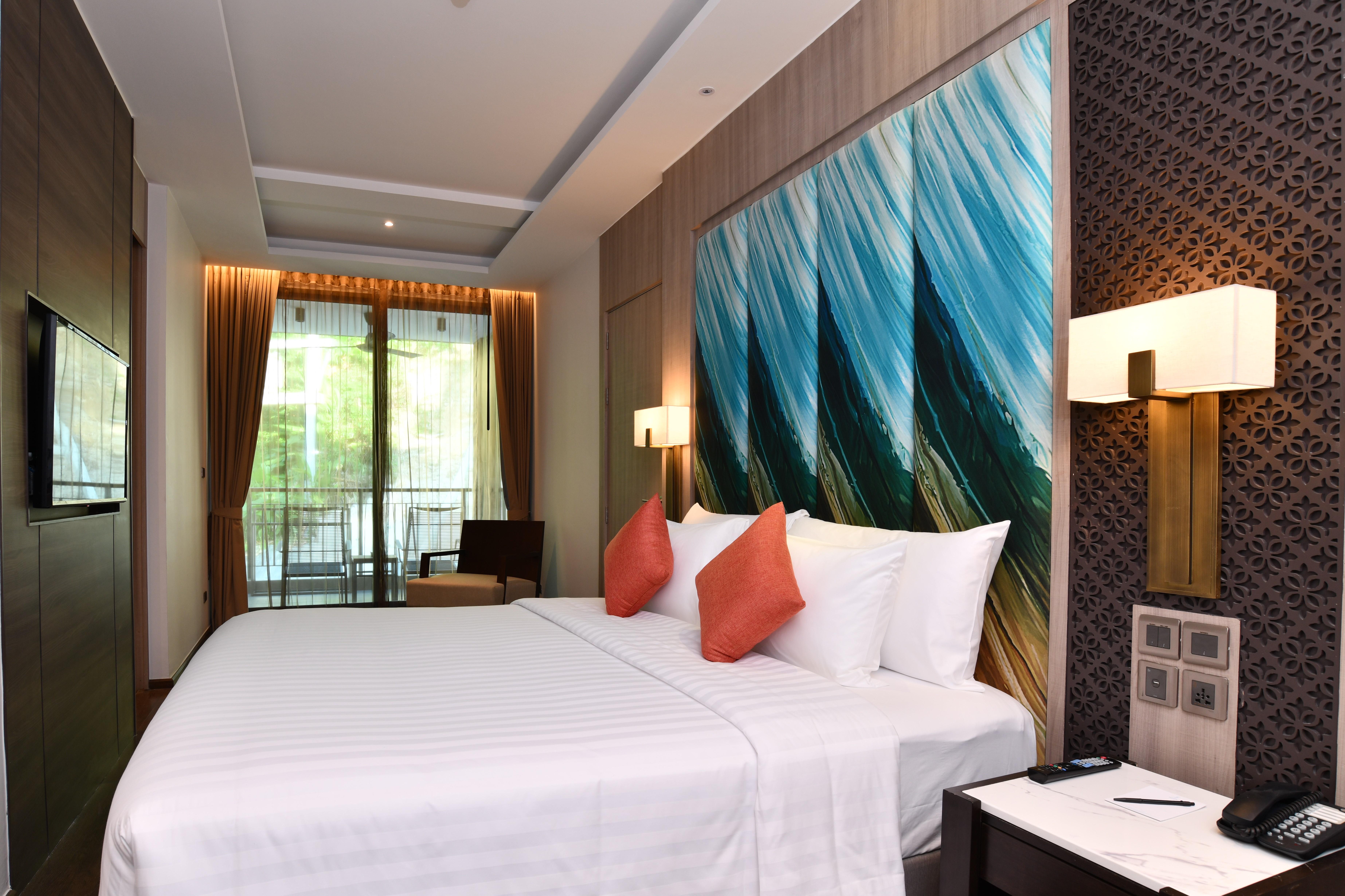 Skyview Resort Phuket Patong Beach Eksteriør billede Deluxe Room